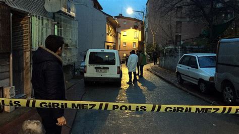 B­e­y­o­ğ­l­u­­n­d­a­ ­p­o­l­i­s­e­ ­s­i­l­a­h­l­ı­ ­s­a­l­d­ı­r­ı­